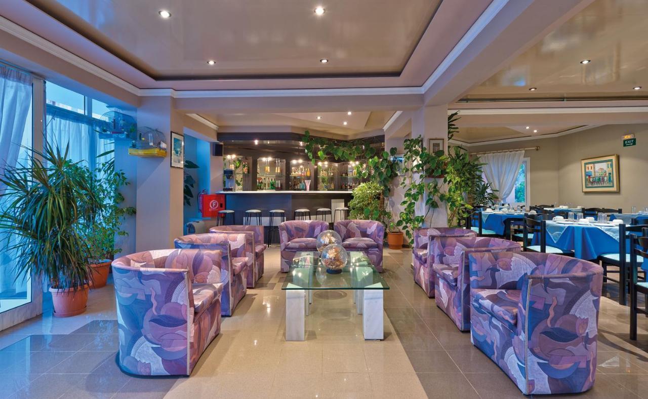 Hotel Koukouras Stalós Dış mekan fotoğraf