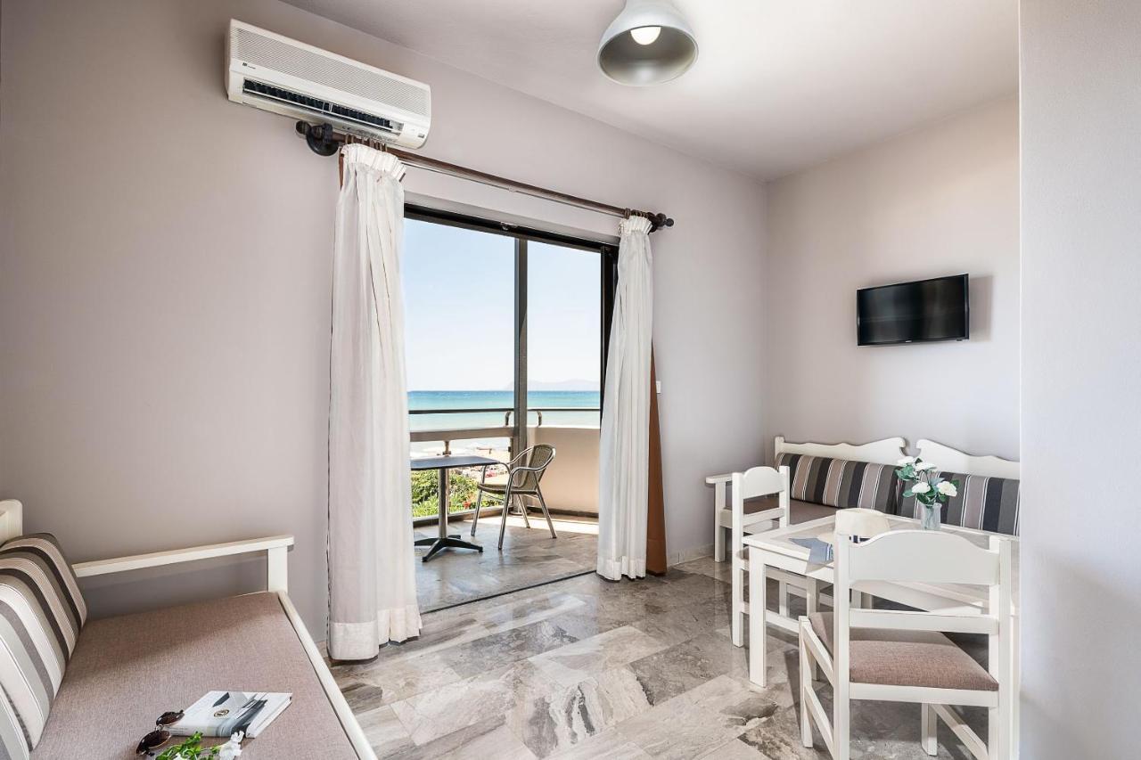 Hotel Koukouras Stalós Dış mekan fotoğraf